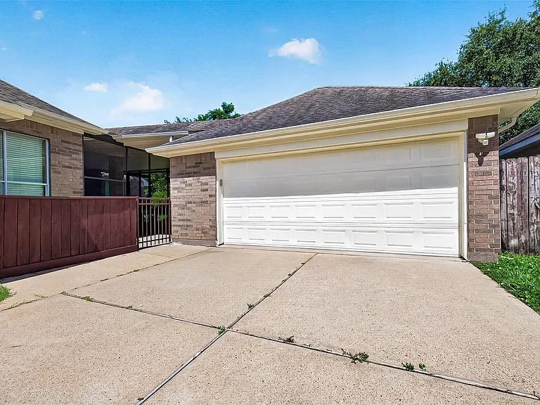 6323 Echo Lakes Ln — Photo 37