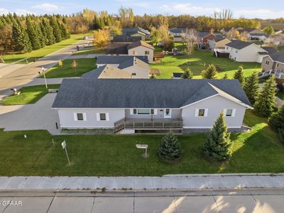 1502 14th Ave SE, East Grand Forks, MN, 56721