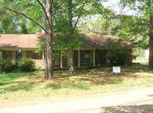 620 Upper Darby Rd, Jackson, MS 39212