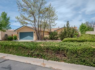 4213 Coyote Ln, Santa Fe, NM 87507