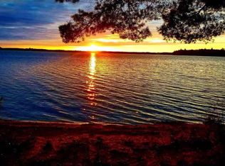 226 W Lake Dr, Cadillac, MI 49601