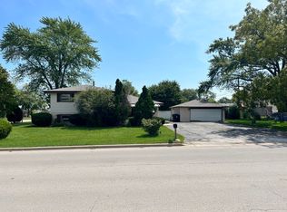 8151 S 78th Ave, Bridgeview, IL 60455