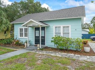 565 Montreal Ave, Melbourne, FL 32935