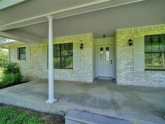 4th image of 117 Lehman Ln