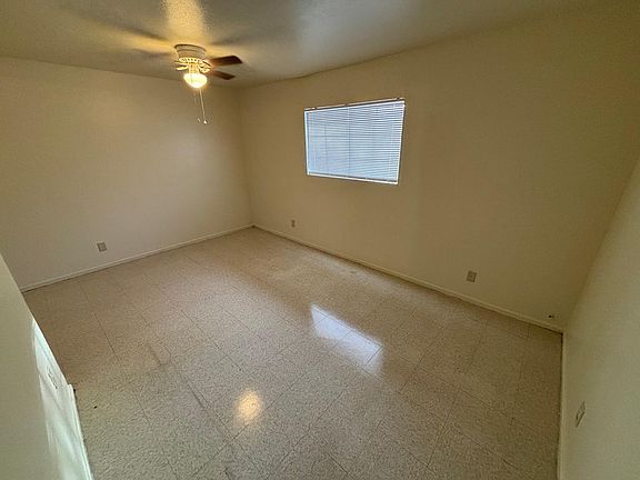 5th image of 976 S Eleanor Ave #976