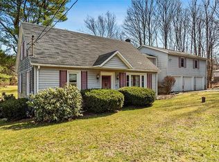 93 Hull Ave, Clintondale, NY 12515
