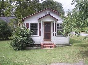 5th image of 111 N Hasson St