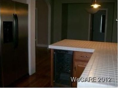 5th image of 2196 Garden Blvd