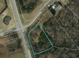 102 Golden Springs Ln, Liberty, SC 29657