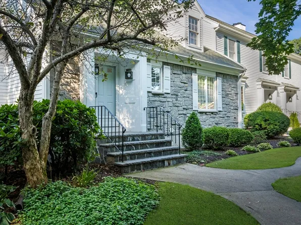 17 Bartletts Reach Unit 17, Amesbury, MA 01913