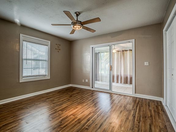 4th image of 3634 Ernest St