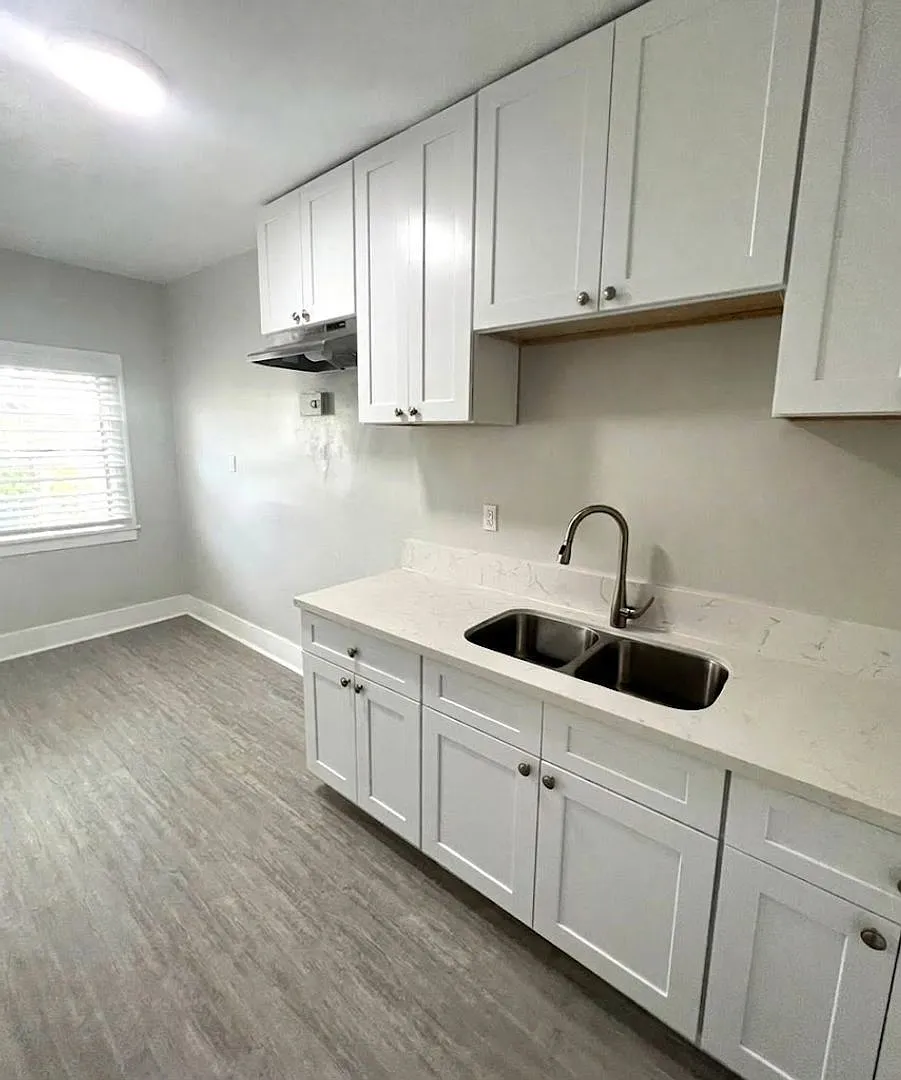 1 bed, 1.0 bath, $1,458 — Photo 2