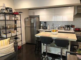 Rented by Peter Ashe