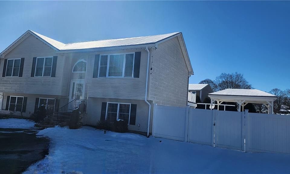 1st image of 12 Irving St