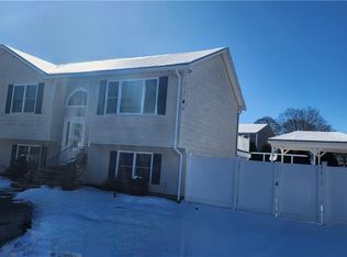 12 Irving St, North Providence, RI 02904