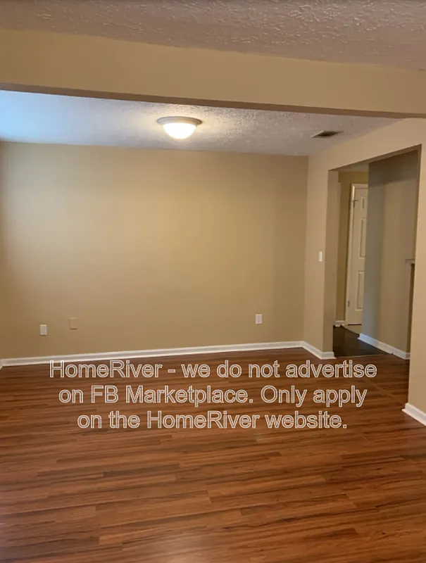 3 bed, 2.0 bath, 1274 sqft, $1,395 — Photo 3