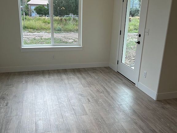 5th image of 1267 S 360 E