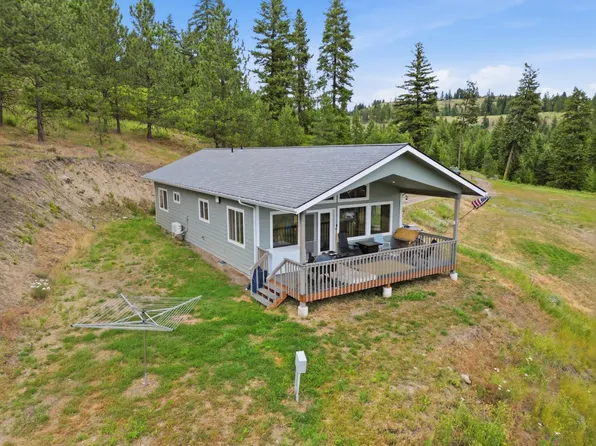 292 Knob Hill East Rd, Republic, WA 99166