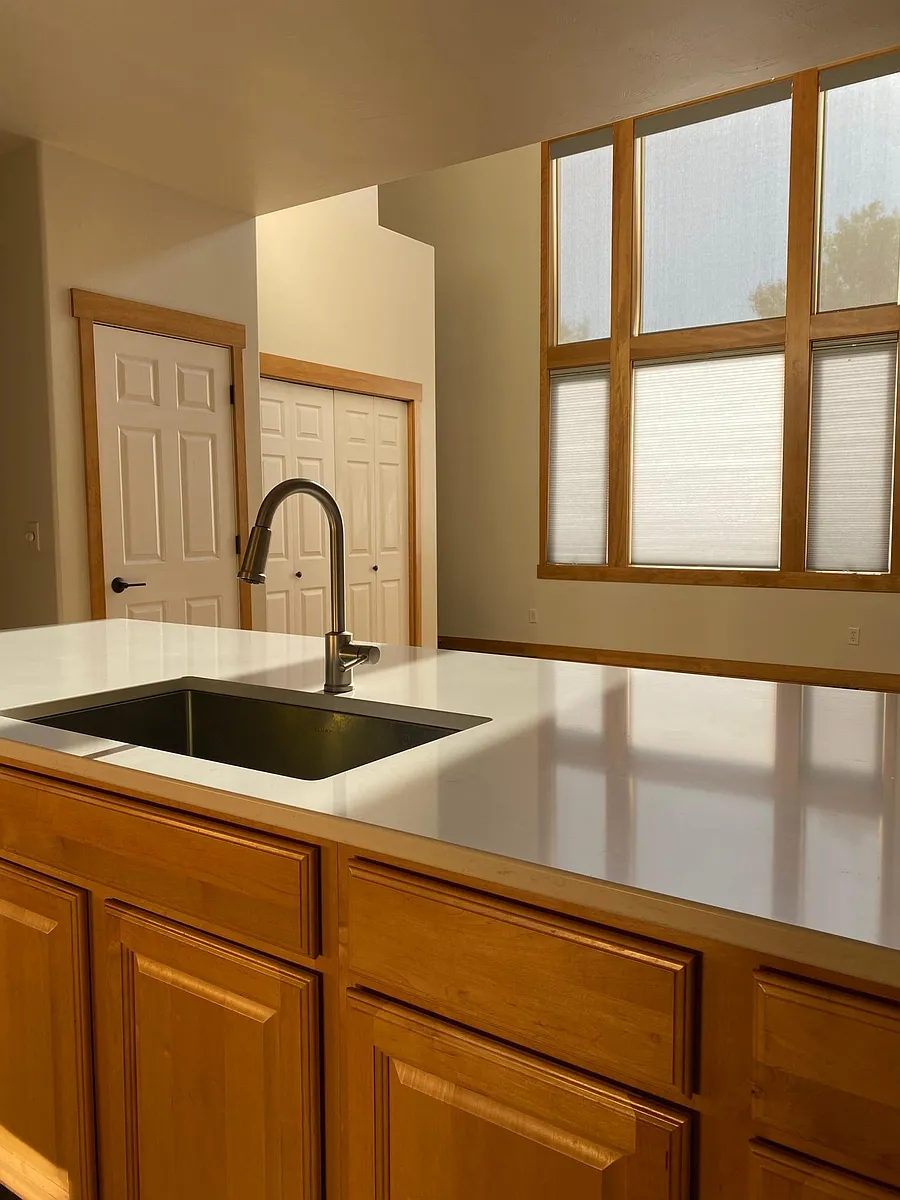 Building Photo - 2162 Gallatin Green Blvd #8