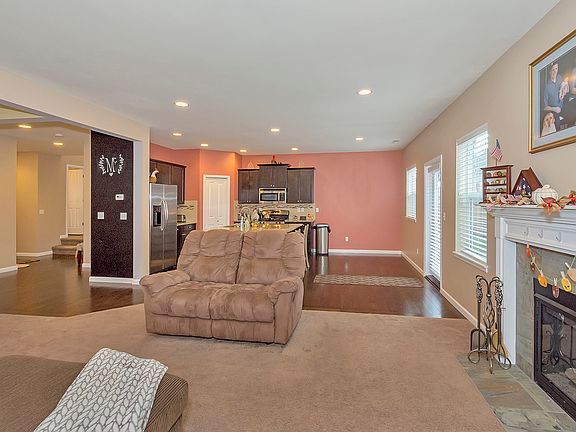 5th image of 11402 128th Street Ct E