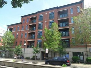 1111 W Madison St APT 4C, Chicago, IL 60607