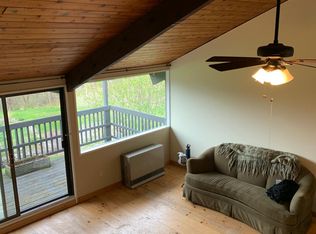 12 Hillside Ln #C, Westford, VT 05494