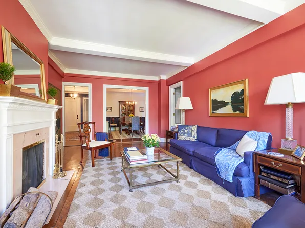 162 East 80th Street 5B image 2 of 10