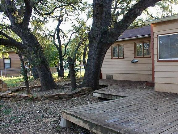 4th image of 1319 Brooks Ave