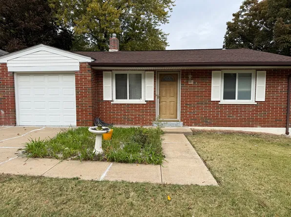 41 Bascom Dr, Saint Louis, MO 63135