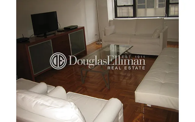 Rented by Douglas Elliman | media 54