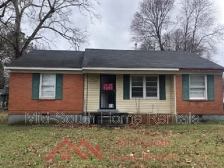 4083 Grantham Dr — Photo 1