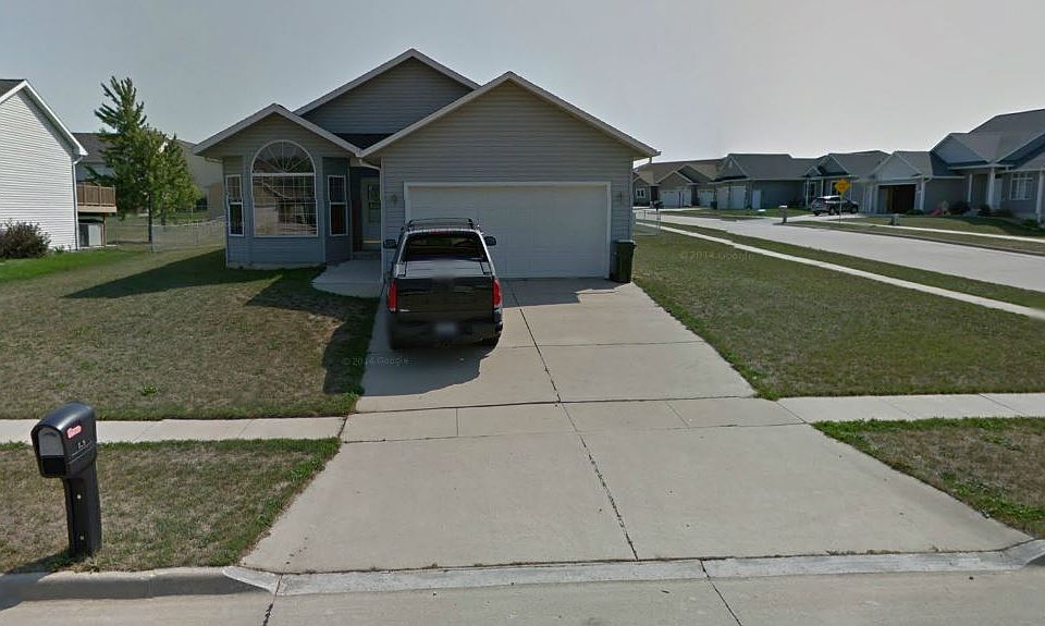 1st image of 326 Alvarado Ave