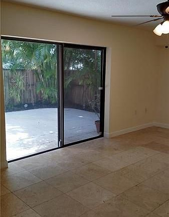 3rd image of 412 Buttonwood Ln #D
