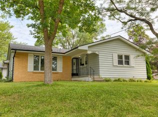 2907 Vine St, West Des Moines, IA 50265