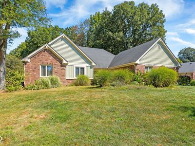 6118 Deerwood Dr, Greenwood, IN, 46143