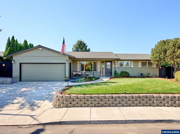 3071 Greenbrook Ct NE, Salem, OR 97305