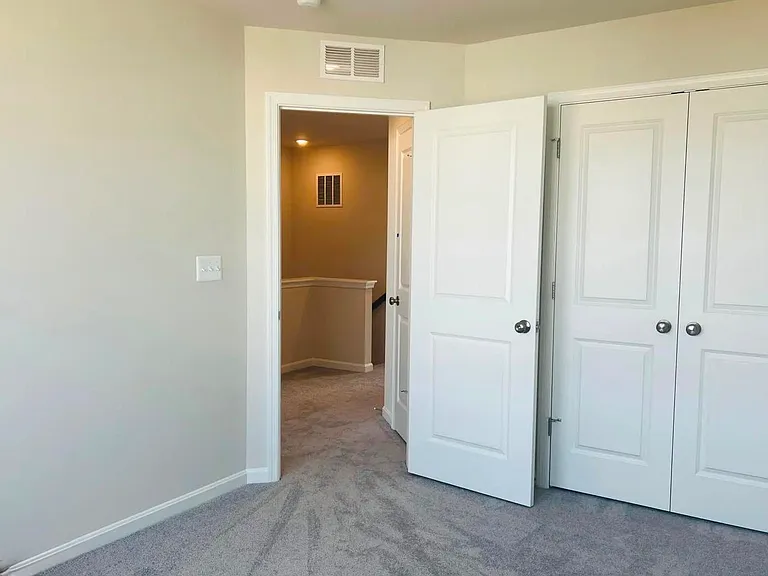 218 Telluride Way — Photo 8