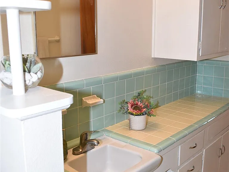 5911 Hornwood Dr — Photo 14