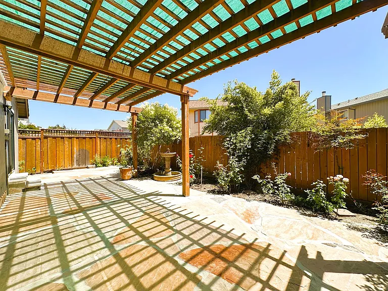1413 Magnolia Ave — Photo 24