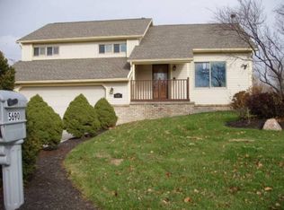 5690 Clover Ridge Dr, Lima, OH 45807