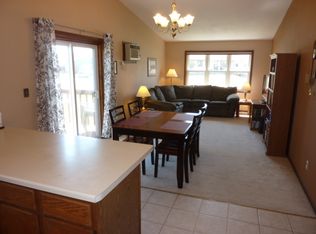 133 White Tail Dr, Sun Prairie, WI 53590