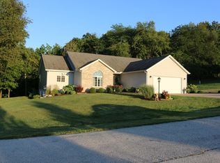 411 E Daniel Prince Dr, Princeville, IL 61559