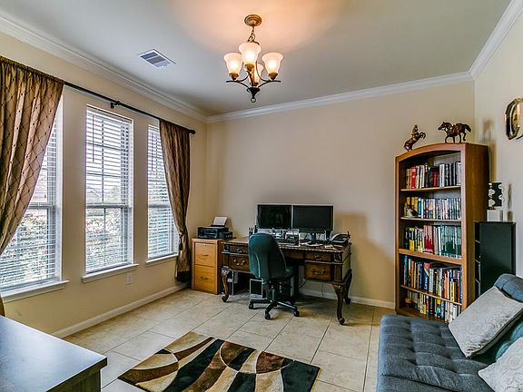 4th image of 27614 Halls Farms Ln
