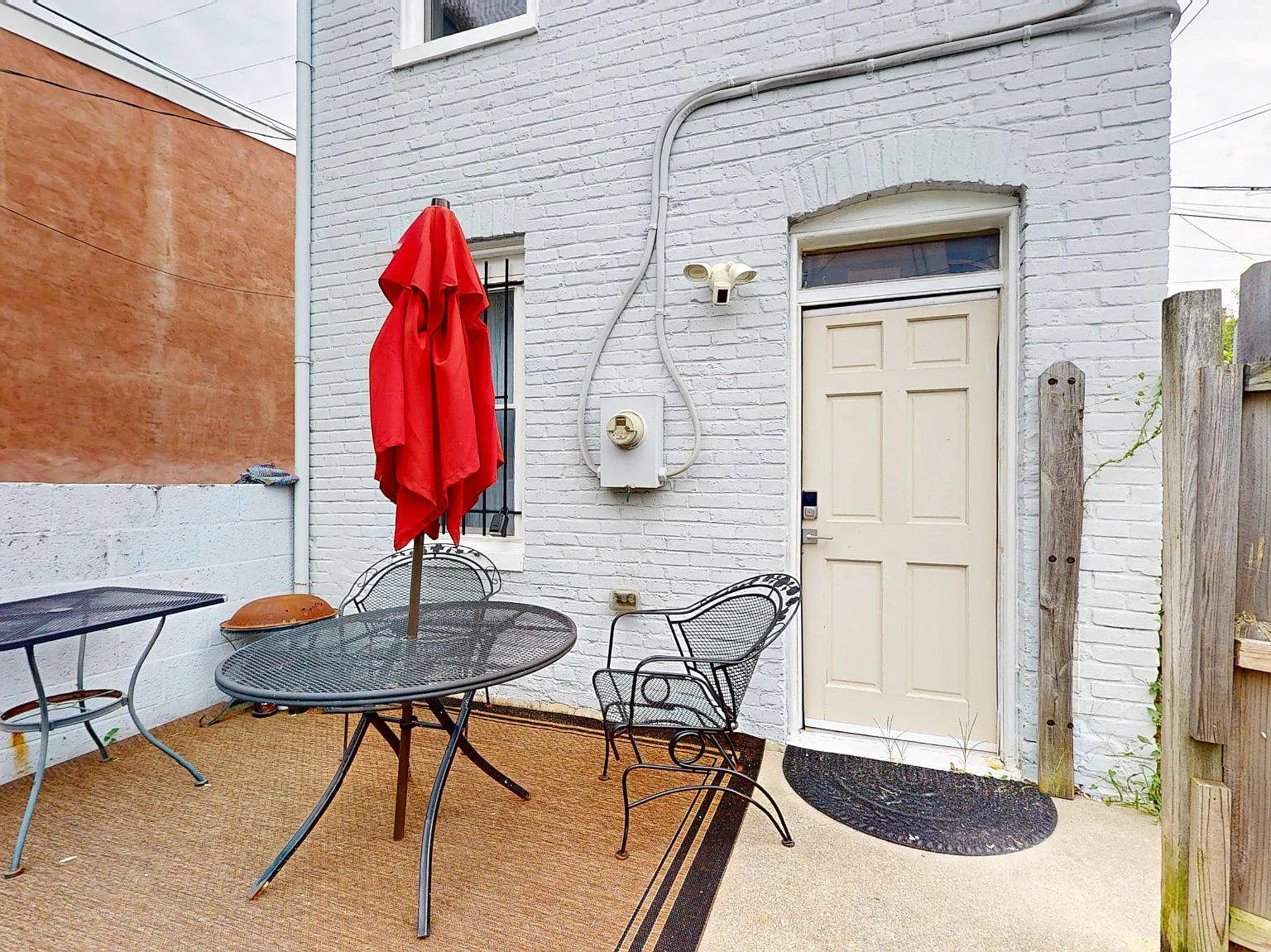 Studio, 1.0 bath, 300 sqft, $1,450 — Photo 4