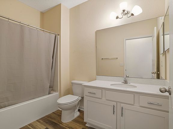 5th image of 4959 Key Lime Dr Unit 304