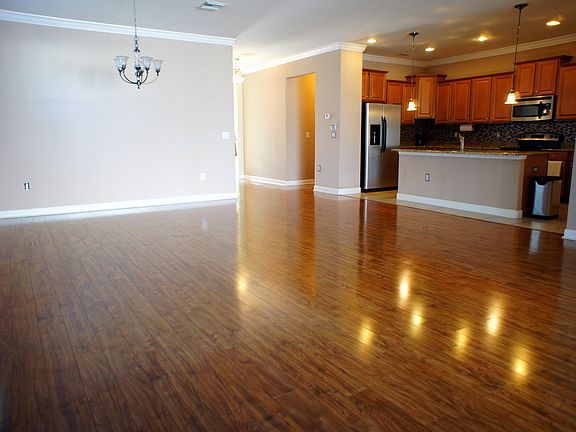 4th image of 13831 Chalk Hill Pl