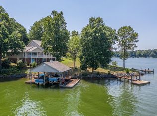 234 Pine Knob Cir, Moneta, VA 24121