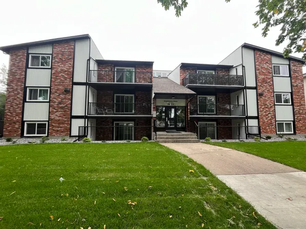 10830 107th St NW #304, Edmonton, AB T5H 2Z3