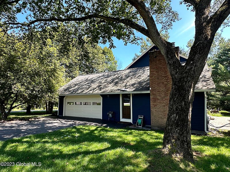 4th image of 84 Dubois Lane