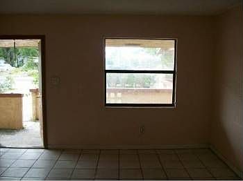 3rd image of 2641 NW 2oth St